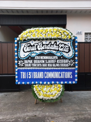 Papan Bunga Duka di Legok Kidul